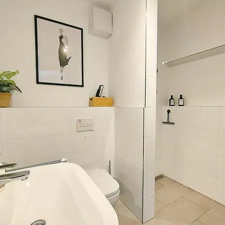 Bohotastic Apartment Fuer Bis Zu 4, Terrasse, Grill Erlangen Exterior foto